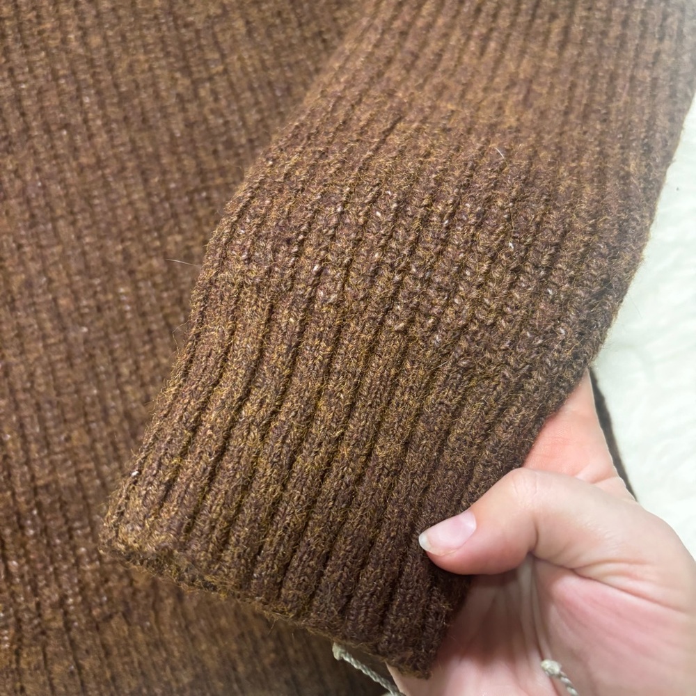 American Eagle Brown Wool Blend Sweater size Small - Picture 5 of 9